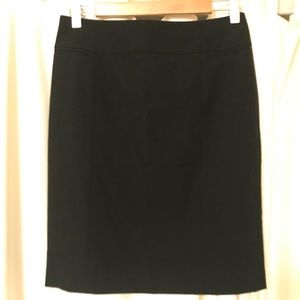 Nordstrom - Halogen seamed black pencil skirt 6P